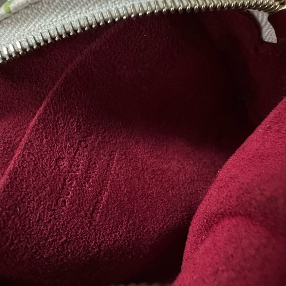 Louis Vuitton Murakami Monogram wristlet - Picture 5 of 5